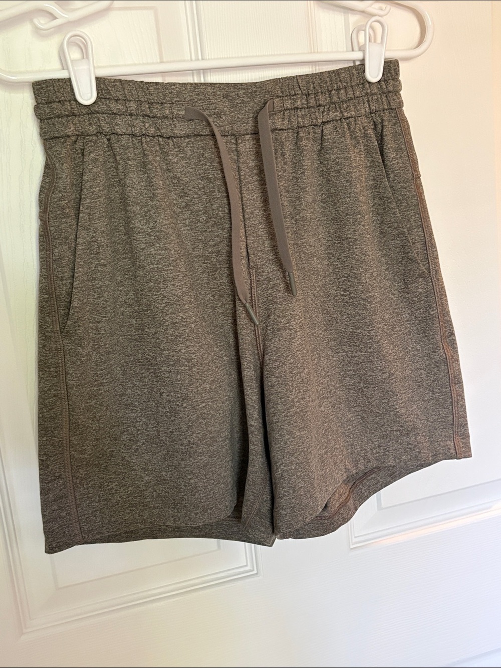Lululemon Drawstring Knit Shorts in Heathered Taupe/Green